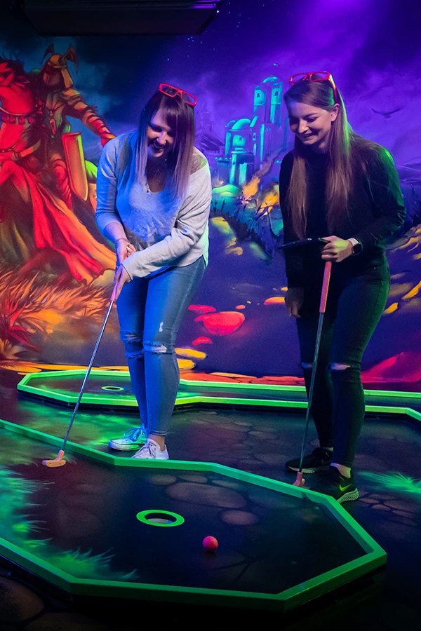 adventuregolf in der hollywood golf golfzone